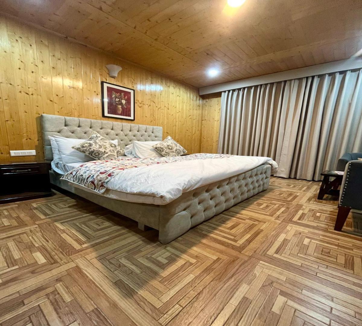 Snow Range Resort And Cottage Vashist Esterno foto