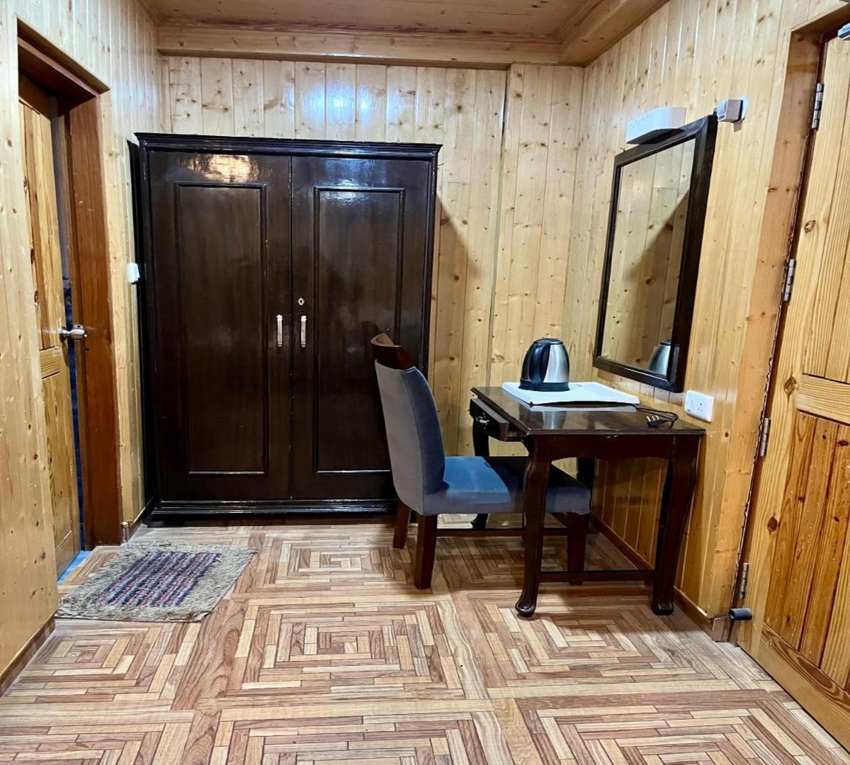 Snow Range Resort And Cottage Vashist Esterno foto