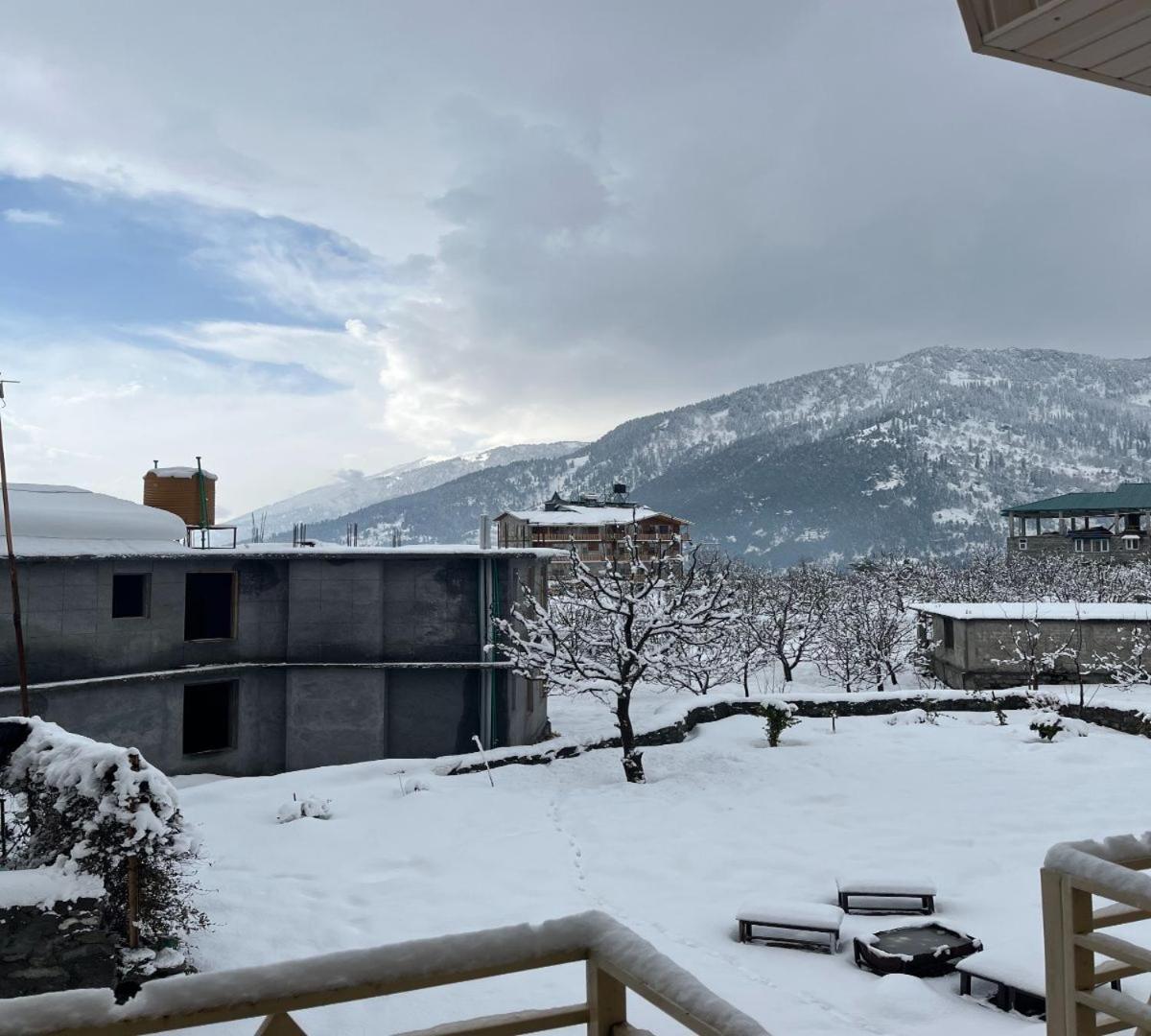 Snow Range Resort And Cottage Vashist Esterno foto