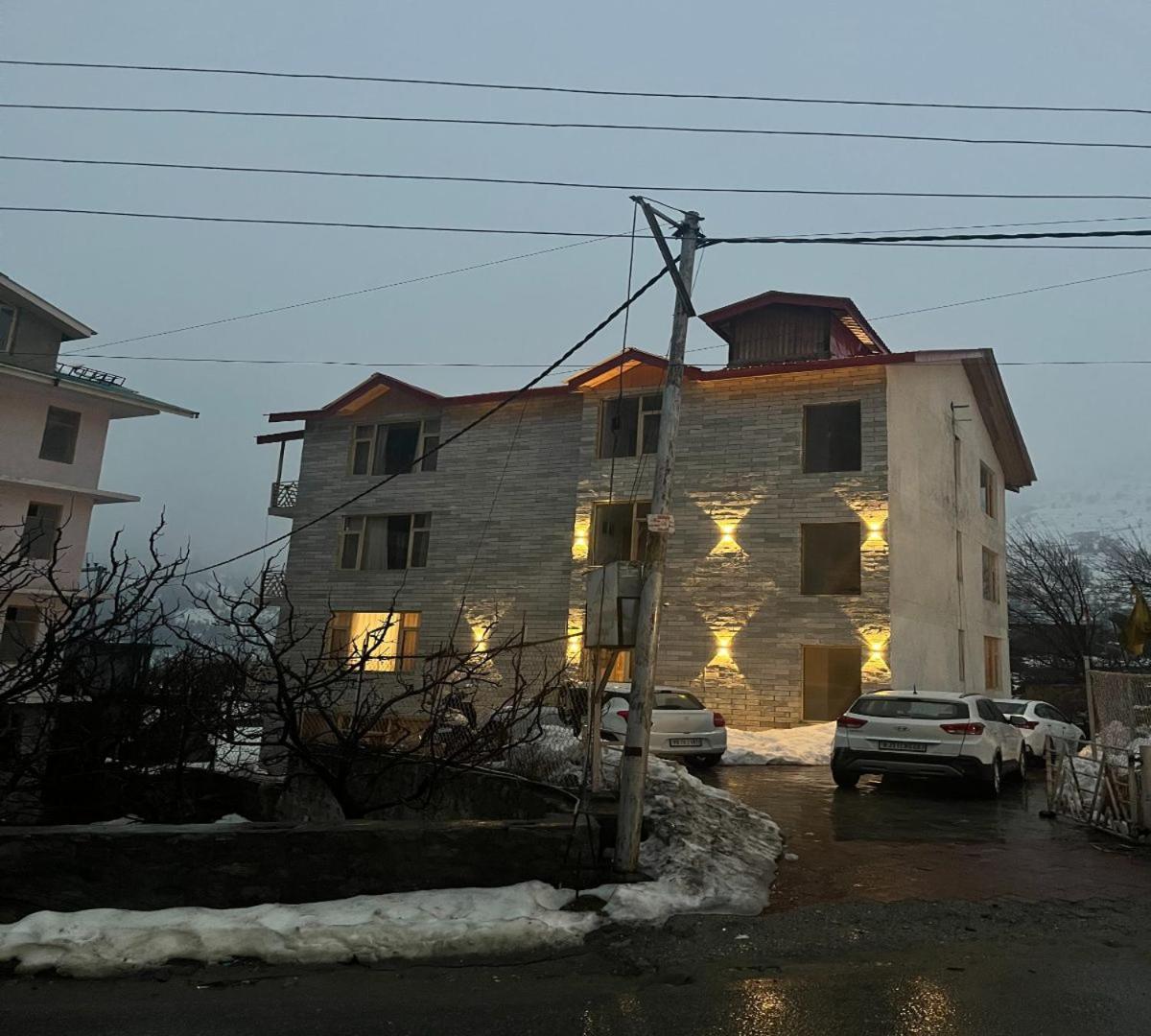 Snow Range Resort And Cottage Vashist Esterno foto