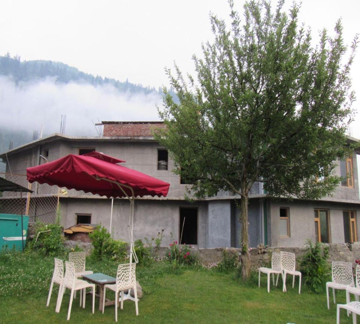 Snow Range Resort And Cottage Vashist Esterno foto